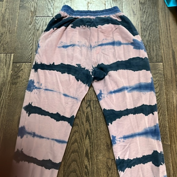 Franklin and Daysi sweatpants. - Picture 2 of 4